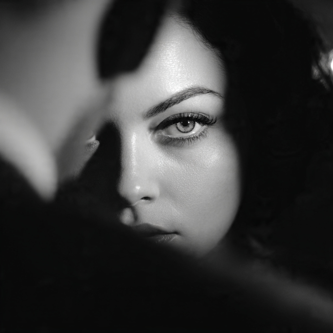 Movie NUrture:क्लोज-अप शॉट का जादू: क्लासिक फिल्मों में भावनाओं को उभारने की पुरानी तकनीक